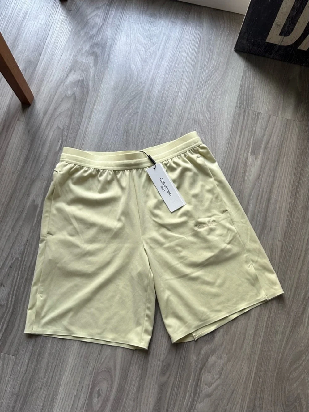Calvin Klein | Soft Stretch Workout Shorts in Garden Glade Yellow (X-Small)